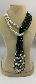 NK15098 - COLLIER MULTICOUCHE EN PERLES/ROCAILLES ET FIL TRESSÉ AVEC BOUCLES D'OREILLES