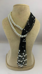 NK15098 - COLLIER MULTICOUCHE EN PERLES/ROCAILLES ET FIL TRESSÉ AVEC BOUCLES D'OREILLES