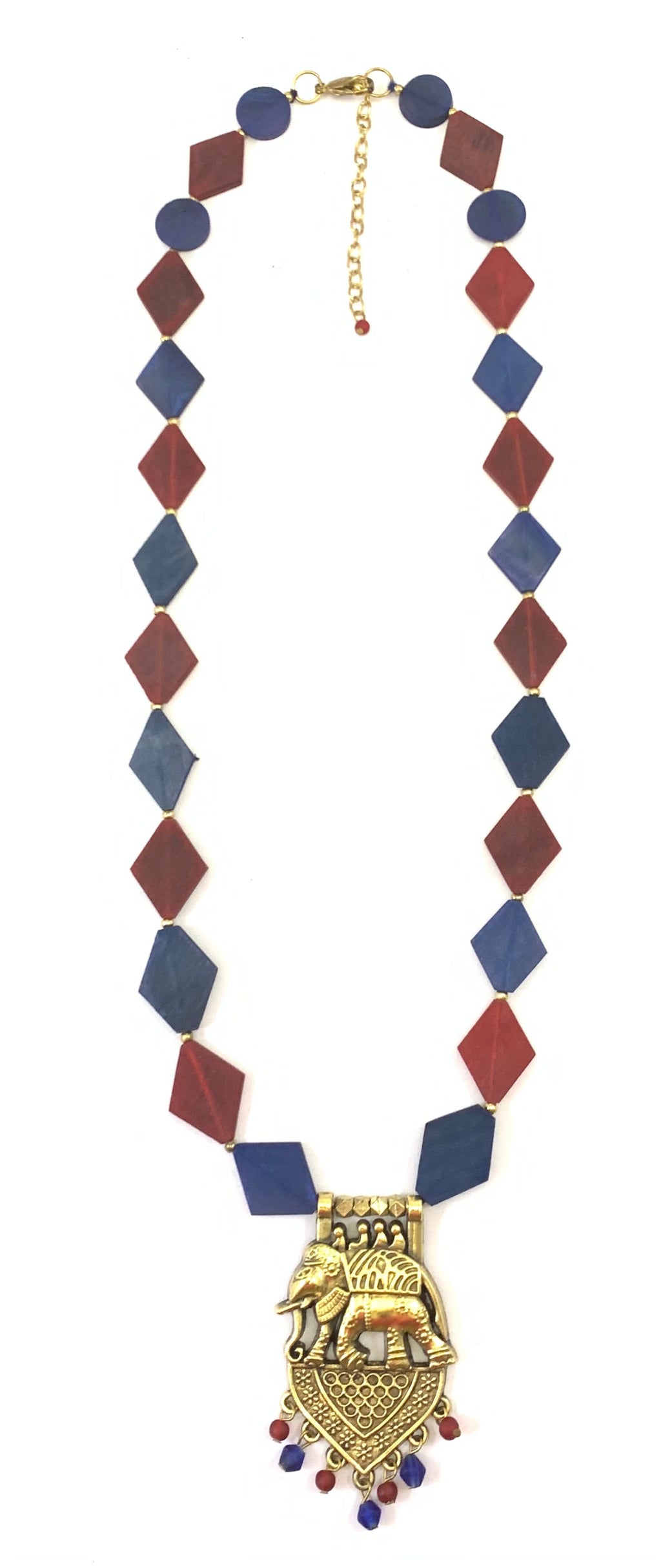 NK8556 - HORN/BLUE BEAD WITH GOLD METAL BOLL & GOLD METAL PENDANT NECKLACE