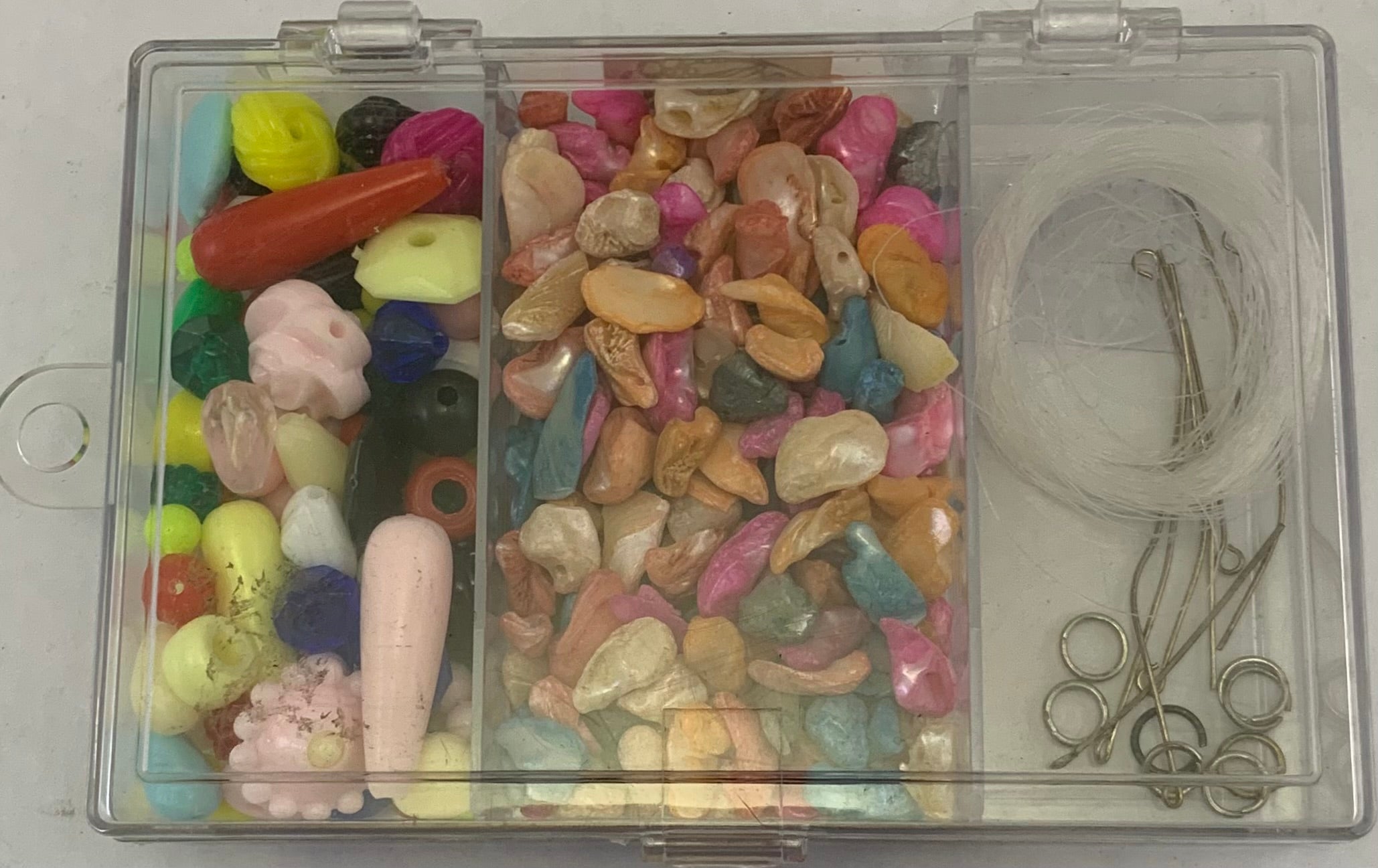 BDK282 - PLASTIC/MOP SHELL BEAD DIY KIDS KIT