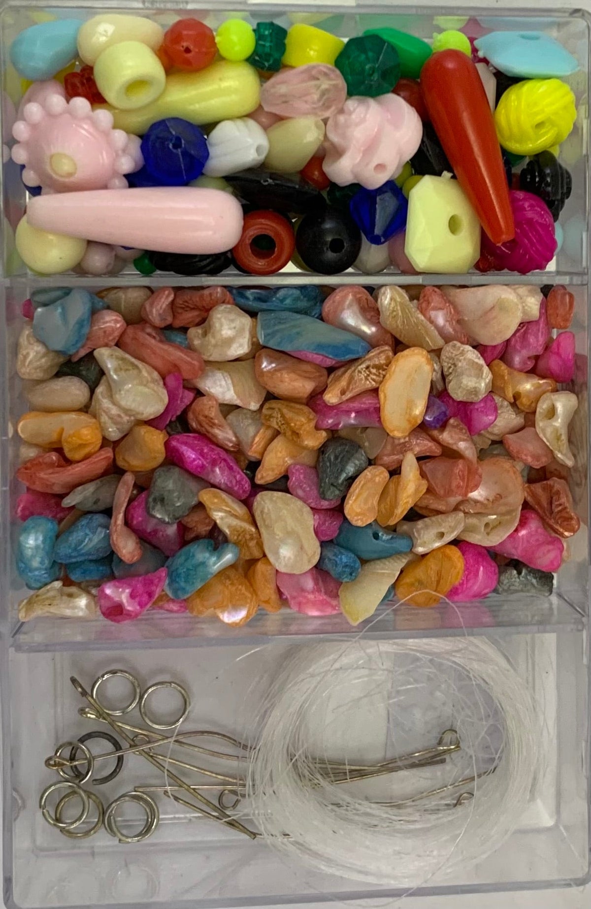 BDK282 - PLASTIC/MOP SHELL BEAD DIY KIDS KIT