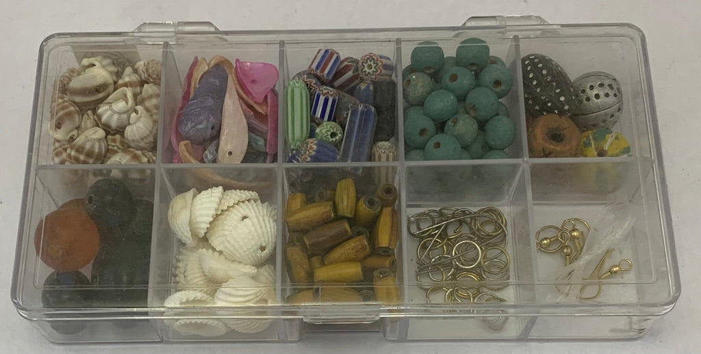 BDK278 - CHEVRON/WOODEN/CLAY/SHELL BEAD DIY KIDS KIT