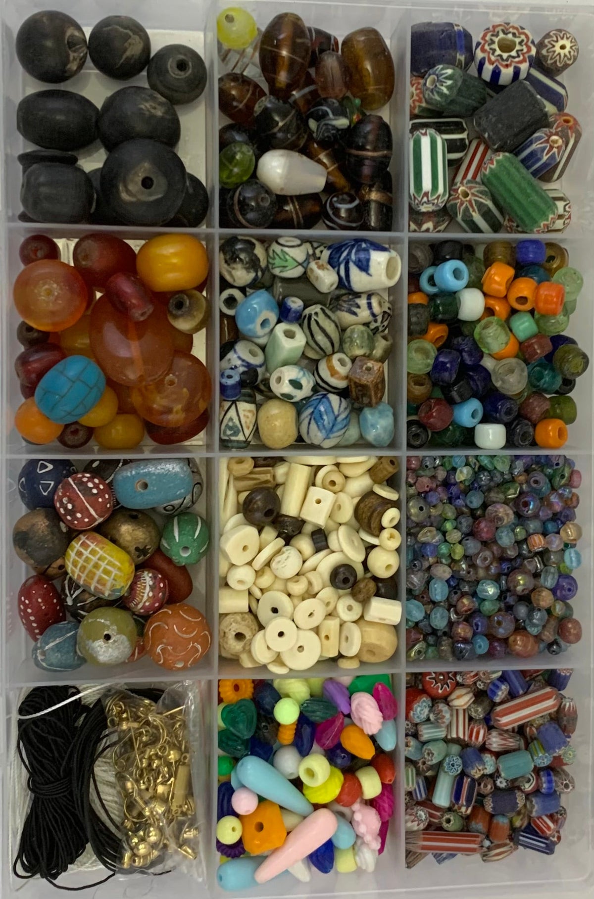 BDK308 - GLASS/HORN/BONE/MULTY BEAD DIY KIDS KIT