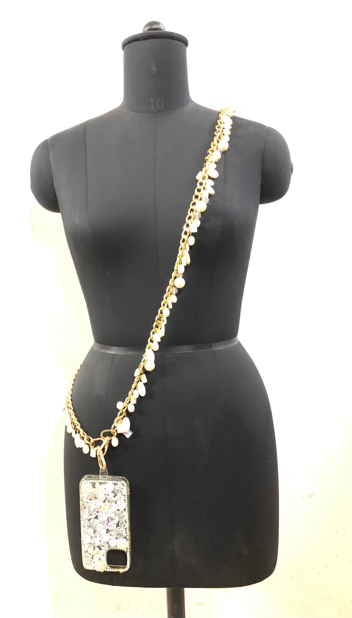 MIS3942 - TRENDY & STYLISH METAL CHAIN WITH BEADED HANGING LANYARD CROSSBODY, DURABLE DALIY USE HANGING CHAIN FOR MOBILE, CARD HOLDER & ACCESSORIES