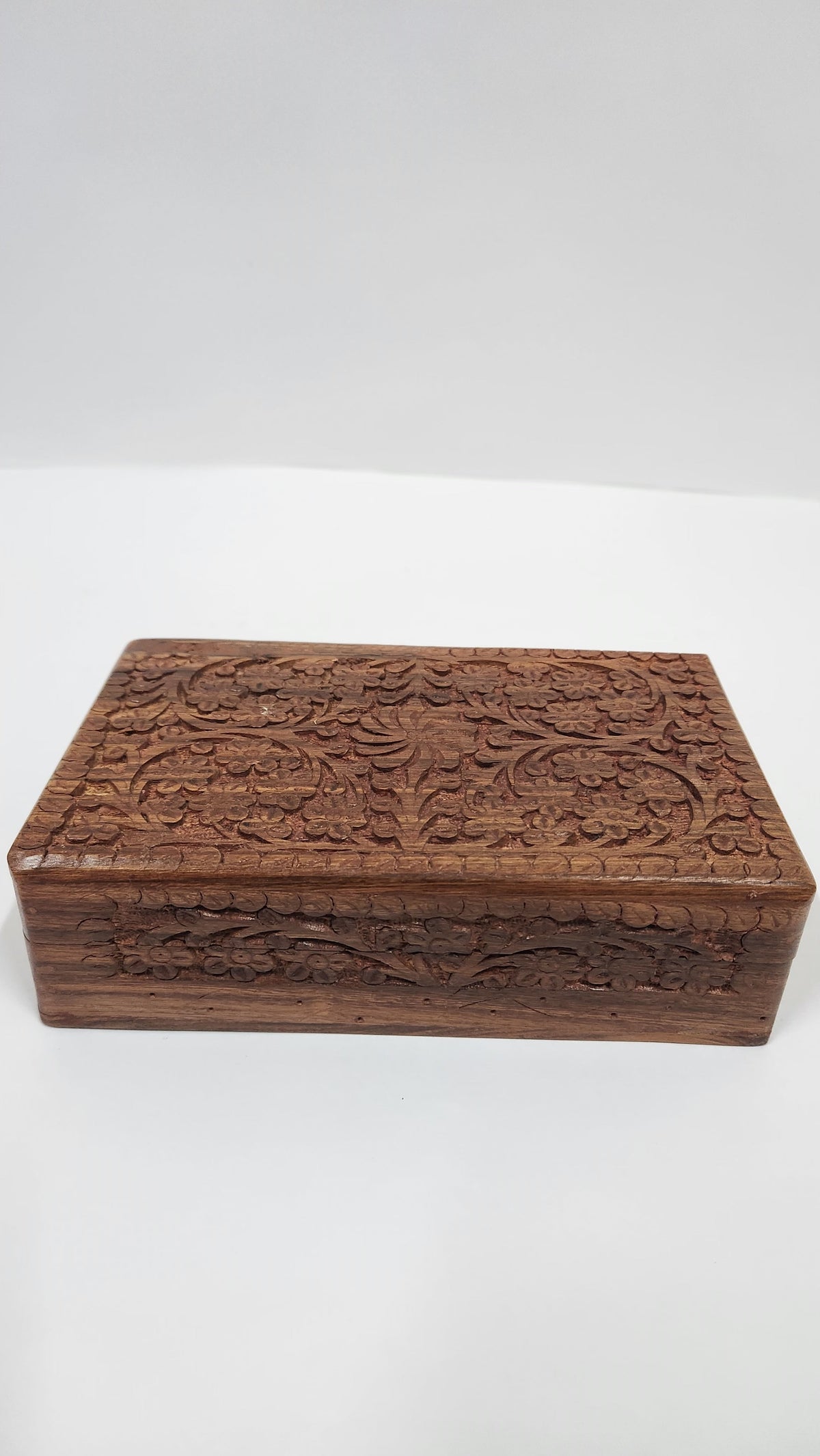 MIG 200 Sheesham Wood Carving Multi Purpose Box