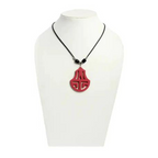 Collier en cordon ciré avec pendentif en acrylique rouge