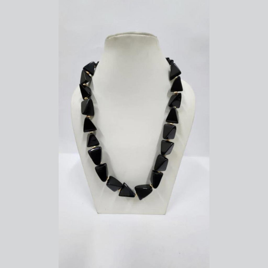 BLACK ACRYLIC BEAD NECKLACE