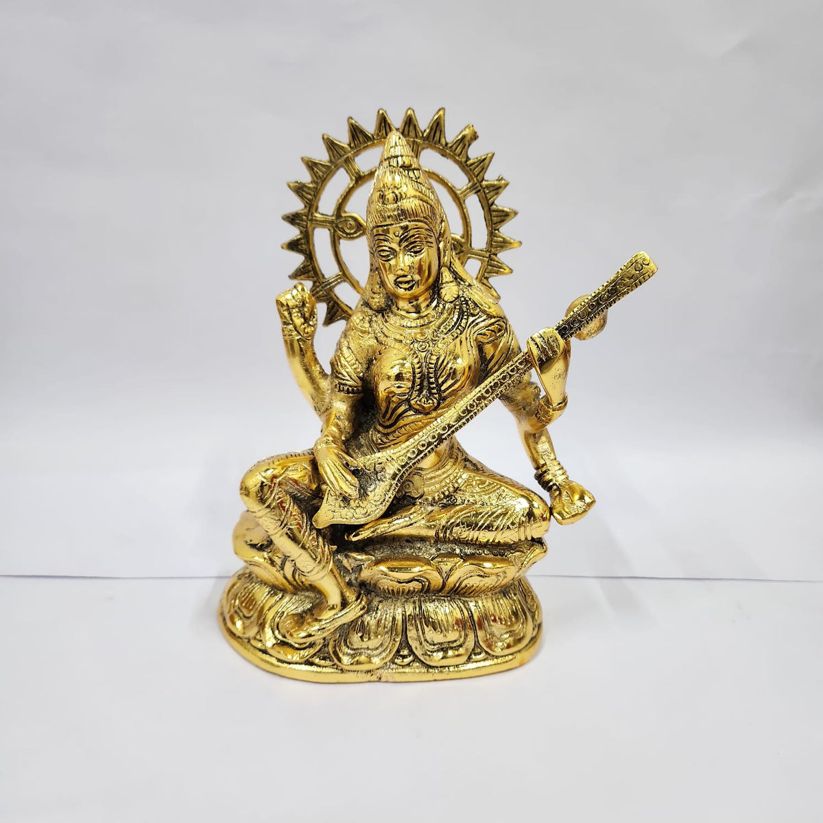 WEISSMETALL MIT LACKPOLITUR SARASWATI JI